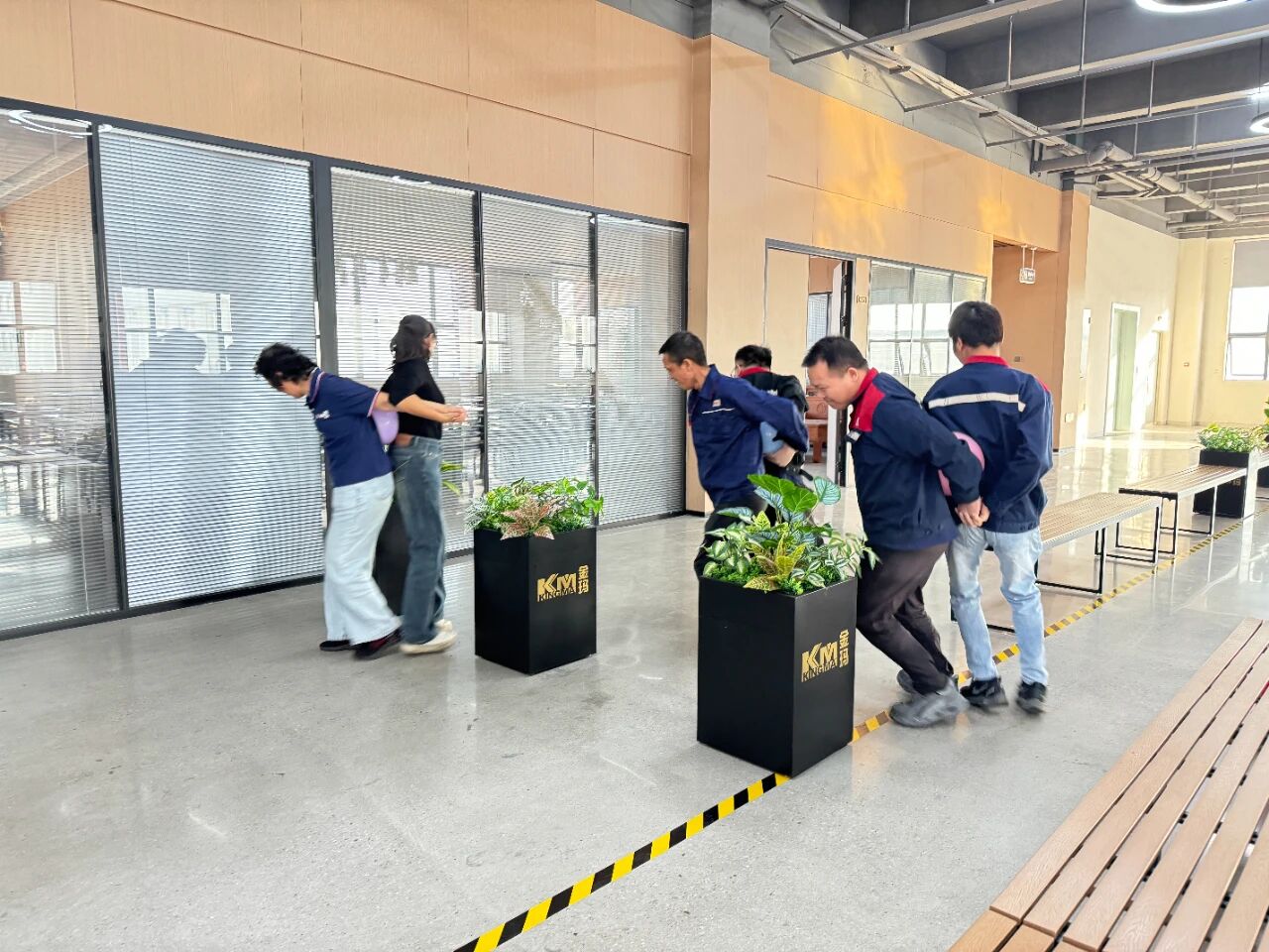 1767170895777289.jpg 4.jpg